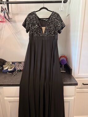 Black Sequin V-Neck Evening Dress